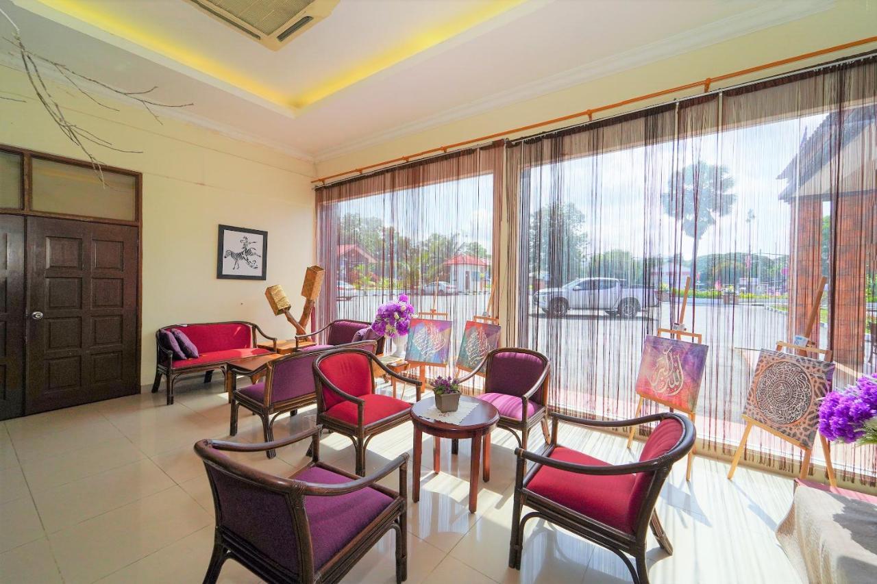Capital O 89658 Bustani Hotel Jitra Exterior photo
